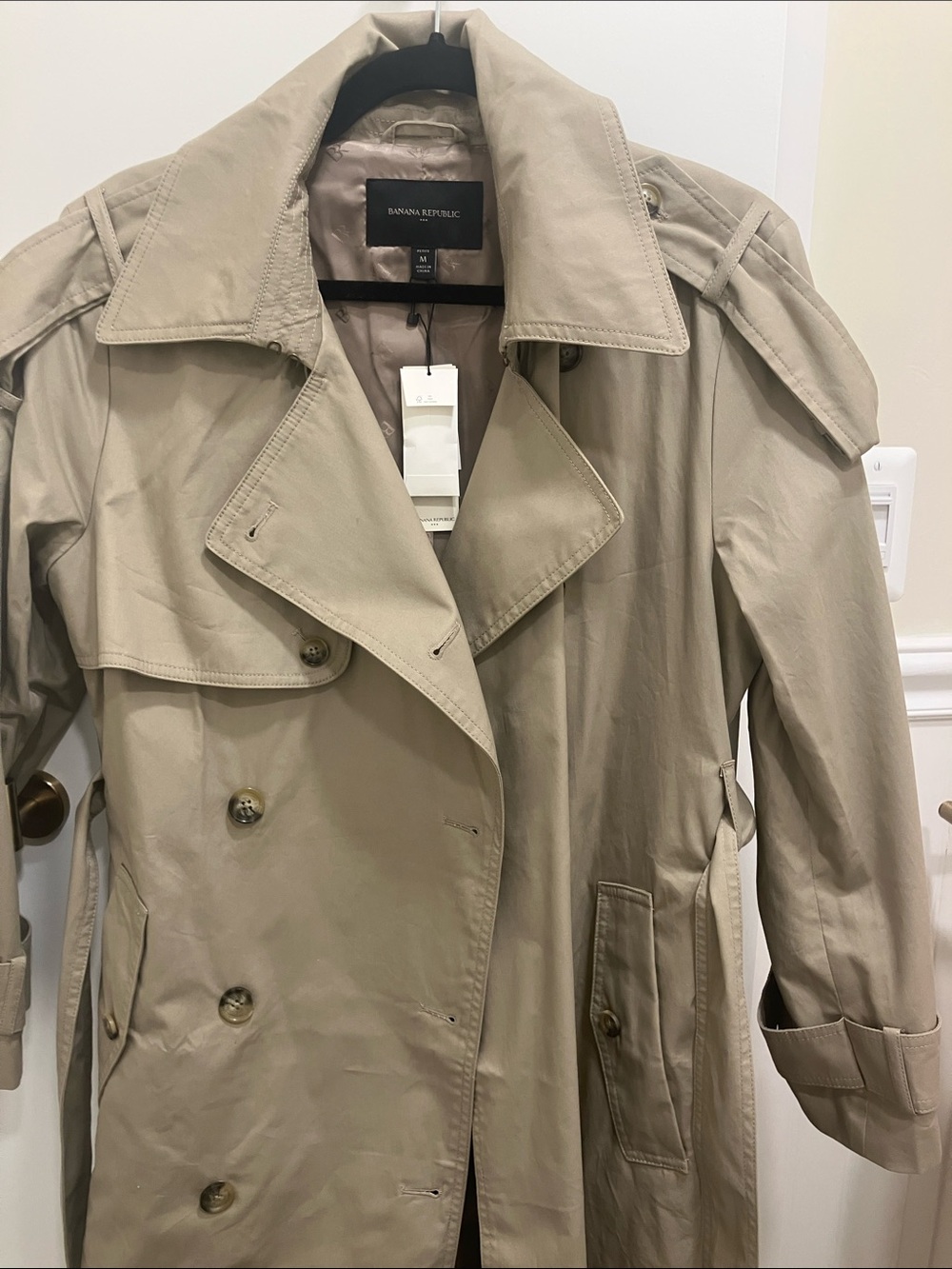 Banana Republic Light Tan Double-Breasted Trench Coat
